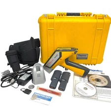 Niton XL2 800 XRF General Metals Analyzer Thermo Scientific W/Accessories