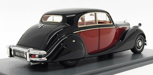 Neo 1/43 Scale Resin NEO43950 - Jaguar MK V - Black/Maroon - Picture 4 of 5