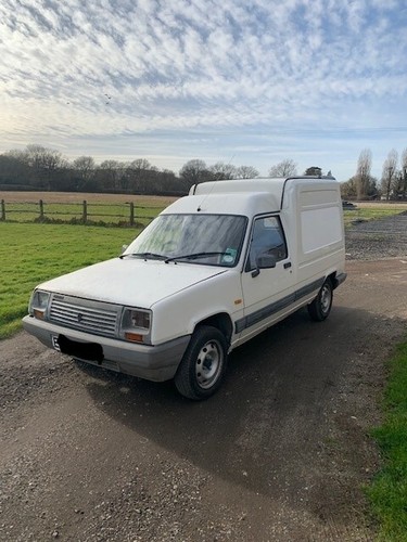 1988 RENAULT EXTRA VAN MK 1 CLASSIC - Picture 1 of 4