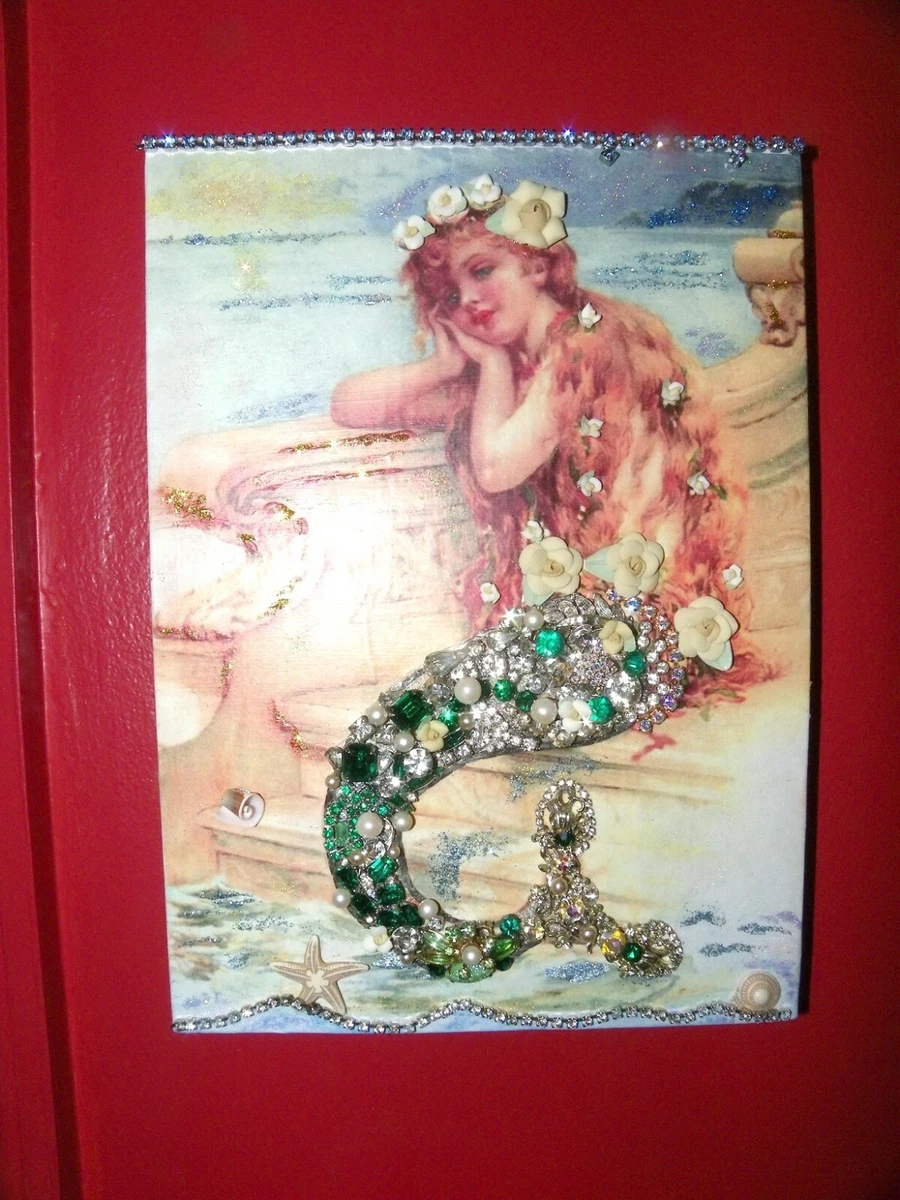 FRAMED VINTAGE COSTUME JEWELRY MERMAID Decoration GIFT MIXED MEDIA ART