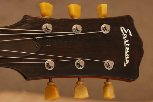 Eastman SB59/v Antique Varnish Solid Body Electric Guitar - Antique Classic - B- - Picture 9 of 17