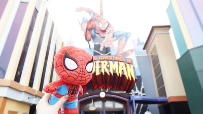 Universal Studios MARVEL KIDS Avengers Ultimate Spiderman Plush/Stuffed 9'' Toy