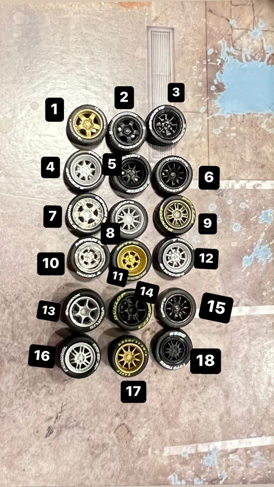 Hot Wheels '16 Cadillac ATS-V R Metal Rojo #38 38/250 2022 HW Real Riders Intercambio Foto 4 de 4