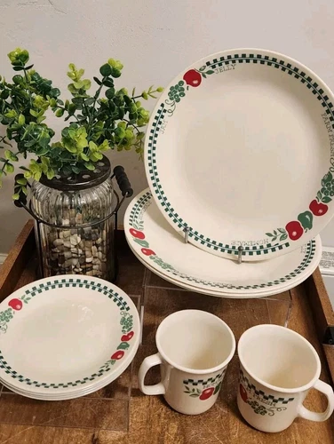 10pc Corelle Corning Farm Fresh Dinner 10¼", Bread 6¾" Plates, Mugs 3½" BONUS 