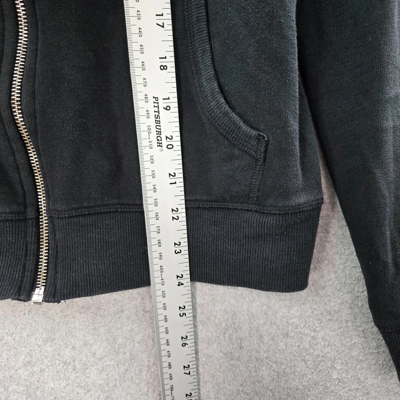 victoria-secret-vs full zip rhinestone heart hoodie