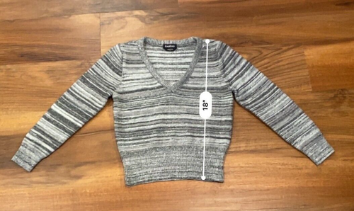 Bebe Silver and Gray V Neck Striped Sweater Size Large - Picture 7 of 7