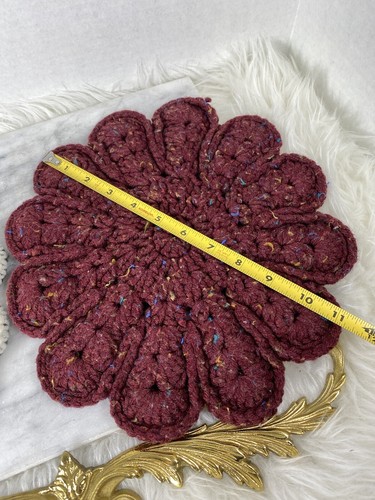 Vintage Large Daisy Potholders Handmade Knitted Lot /2 Green Burgundy White 11” - Picture 6 of 7