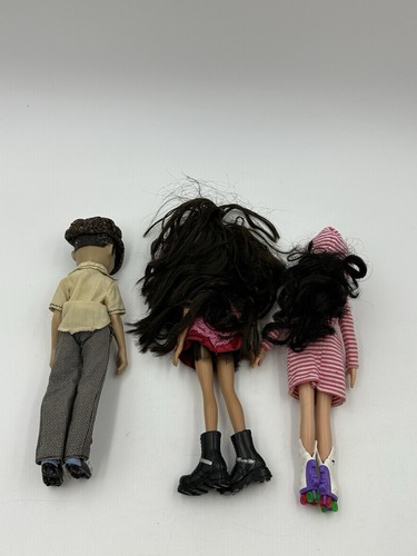 Bratz & Moxie Puppen Set MGA 2 Mädchen & 1 Junge mit Kleidung & Zubehör wie abgebildet - Bild 4 von 12
