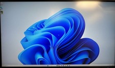 Dell UltraSharp 27" Thunderbolt IPS LED Hub Monitor QHD - U2724DE - 2025 Model