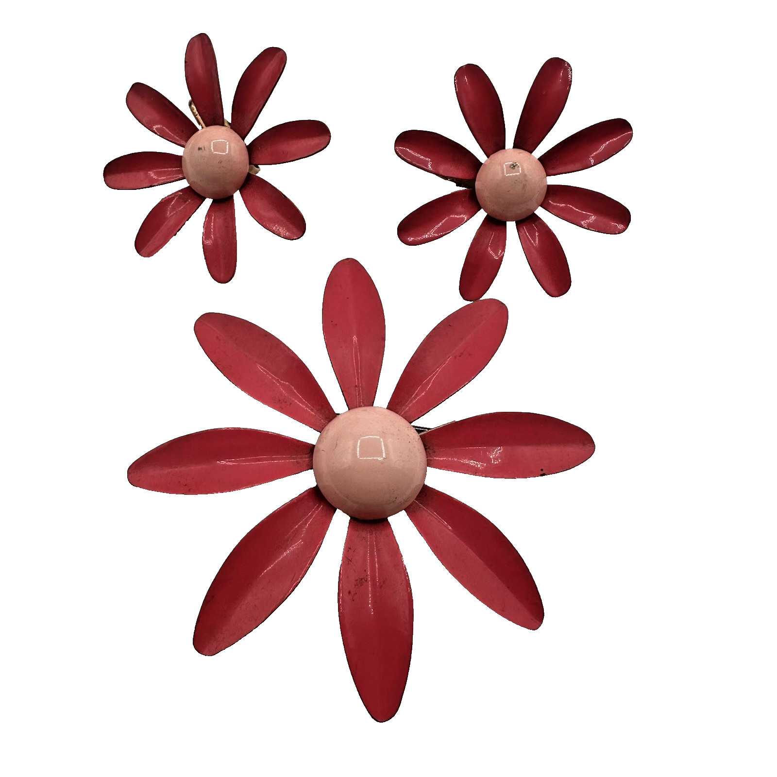 Vintage Enamel Pink Daisy Flower Power Brooch Pin and Clip-on Earrings Set Mod