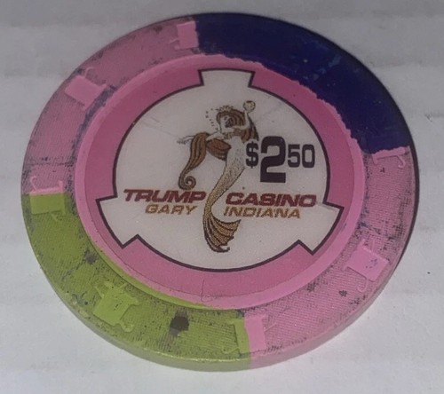 (1) $2.50 TRUMP Casino Chip Mermaid Graphic Vintage Gary Indiana Pink Green Blue