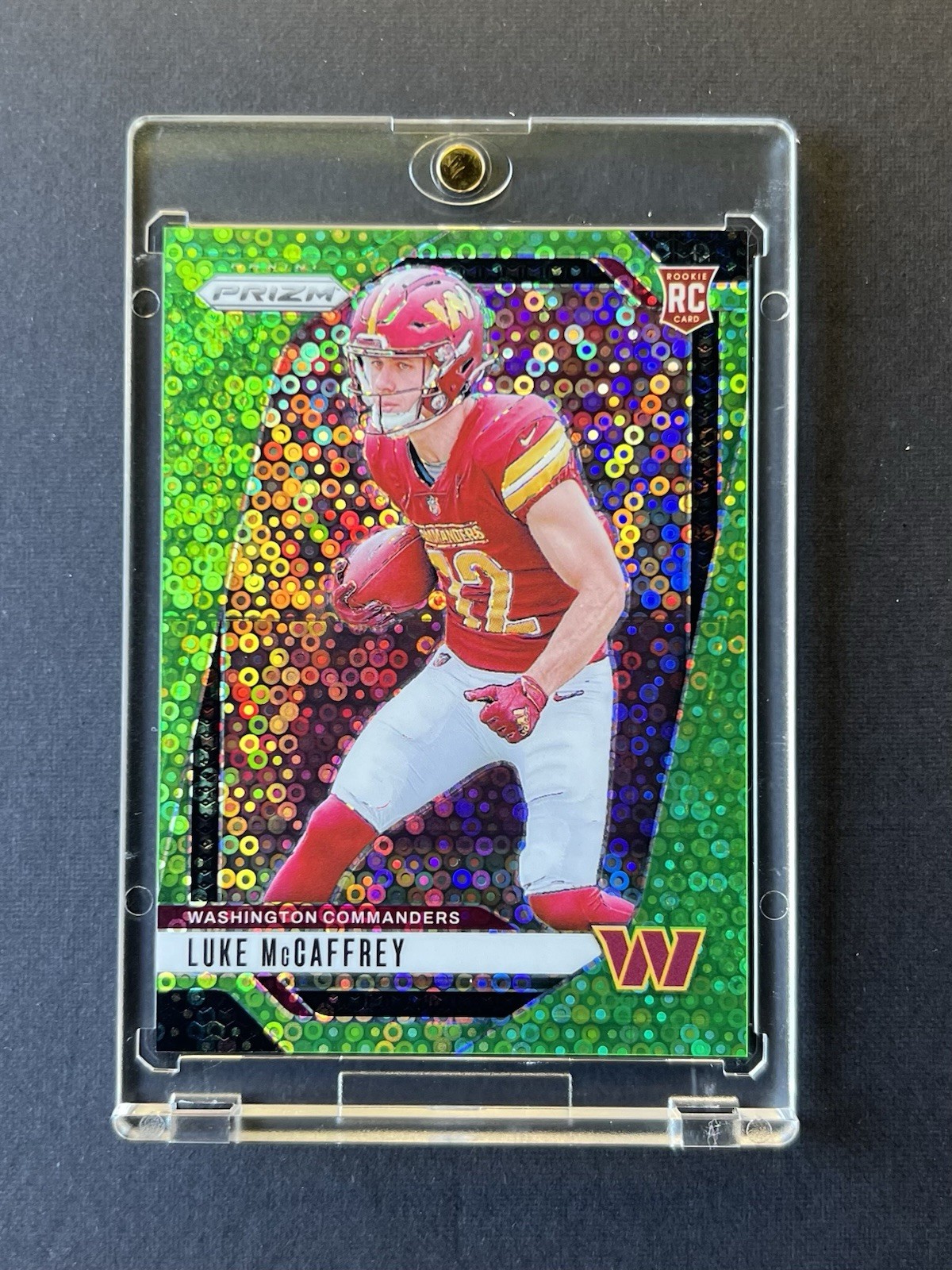 2024 Panini Prizm - Luke McCaffrey #367 Neon Green No Huddle Prizm /10 Bookend!!