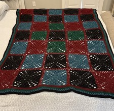 Vintage Handmade Granny Square Quilt Crochet Blanket Throw Twin Size 77x57