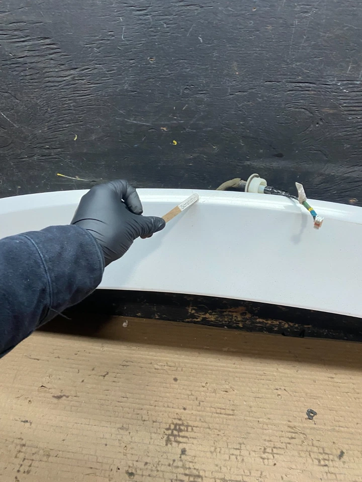 2007 to 2015 Mazda CX9 CX-9 Rear Spoiler Third Brake Light Oem U8160 DG - Image 4 of 4