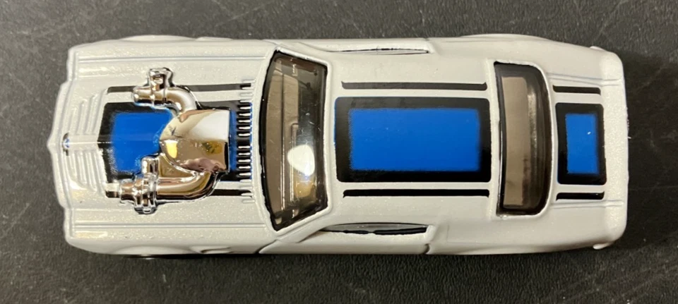 White 1970 Pontiac Firebird - Hot Wheels 2007 New Models 16/36 1:64 Diecast - NM - Image 2 of 4