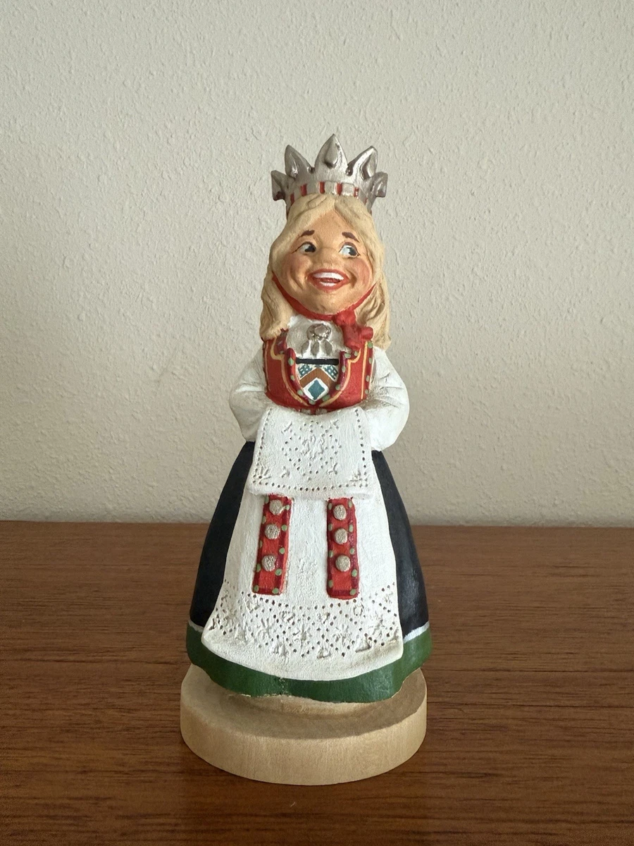 Henning Norway In Antique Wooden Carved Figures for sale | eBay