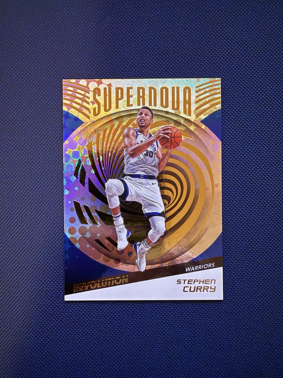 2018-19 Panini Revolution Supernova Stephen Curry #2  Warriors Insert
