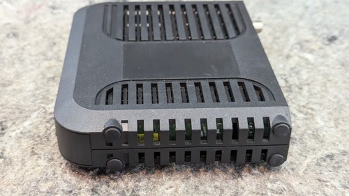 Cisco DPC3010 DOCSIS 3.0 Cable Modem w/ powerCord, Cat6 Ethernet Cable - Picture 8 of 10