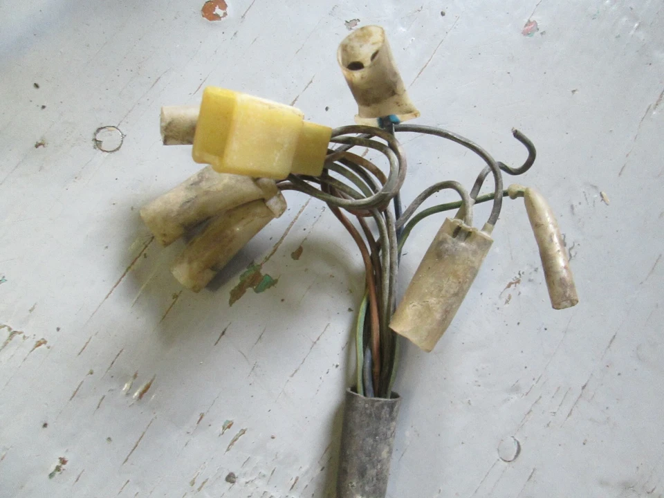 YAMAHA 1982 - 1984 XT125  1982 - 1985 XT200 WIRE WIRING HARNESS 15A-82590-00-00 - Image 2 of 4