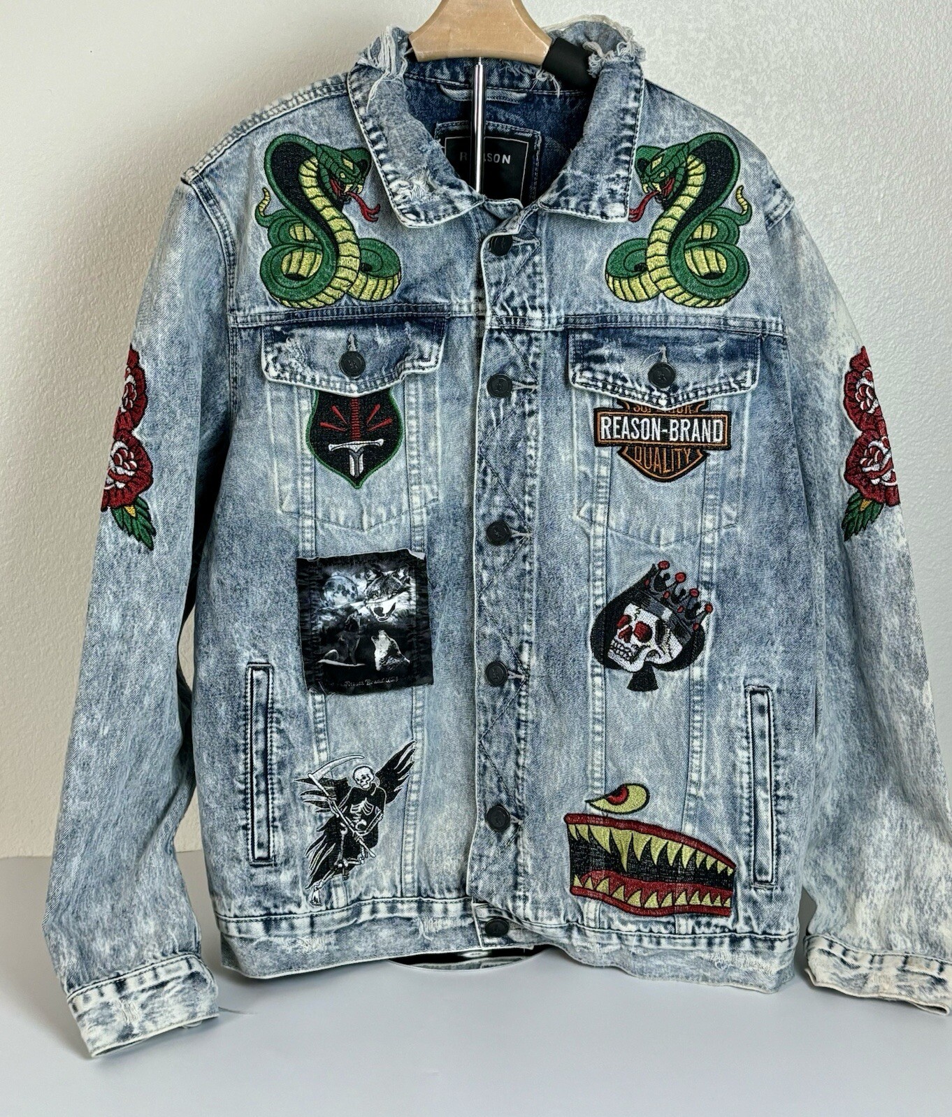 Reason Jean Jacket Rock N Roll 2017 Tour US Musicians Size L Roses Snake Rare