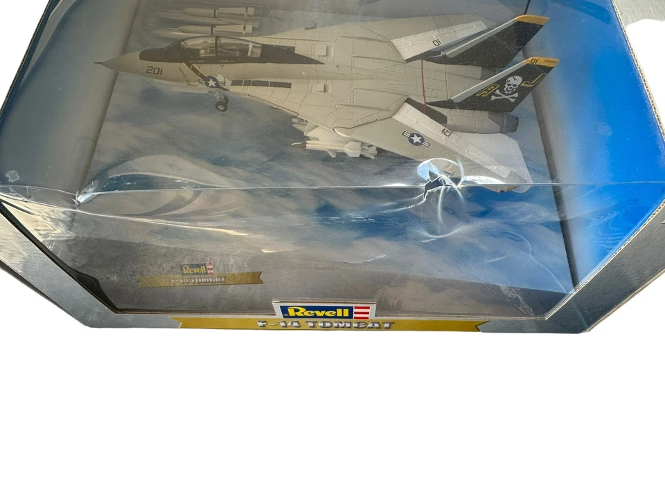Rare Revell 1:72 F-14A Tomcat USN VF-84 201 Die Cast Age 4+ 2002 Vintage NOS - Image 3 of 4