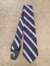 Brooks Brothers Boy's Navy With Blue  White Stripes 100 Silk Necktie 44"