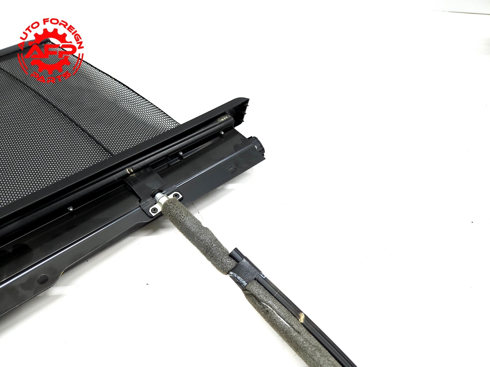 ⭐ 14-21 Maserati Quattroporte Rear Right Door Sun Privcy Shade Blind Curtain Oem