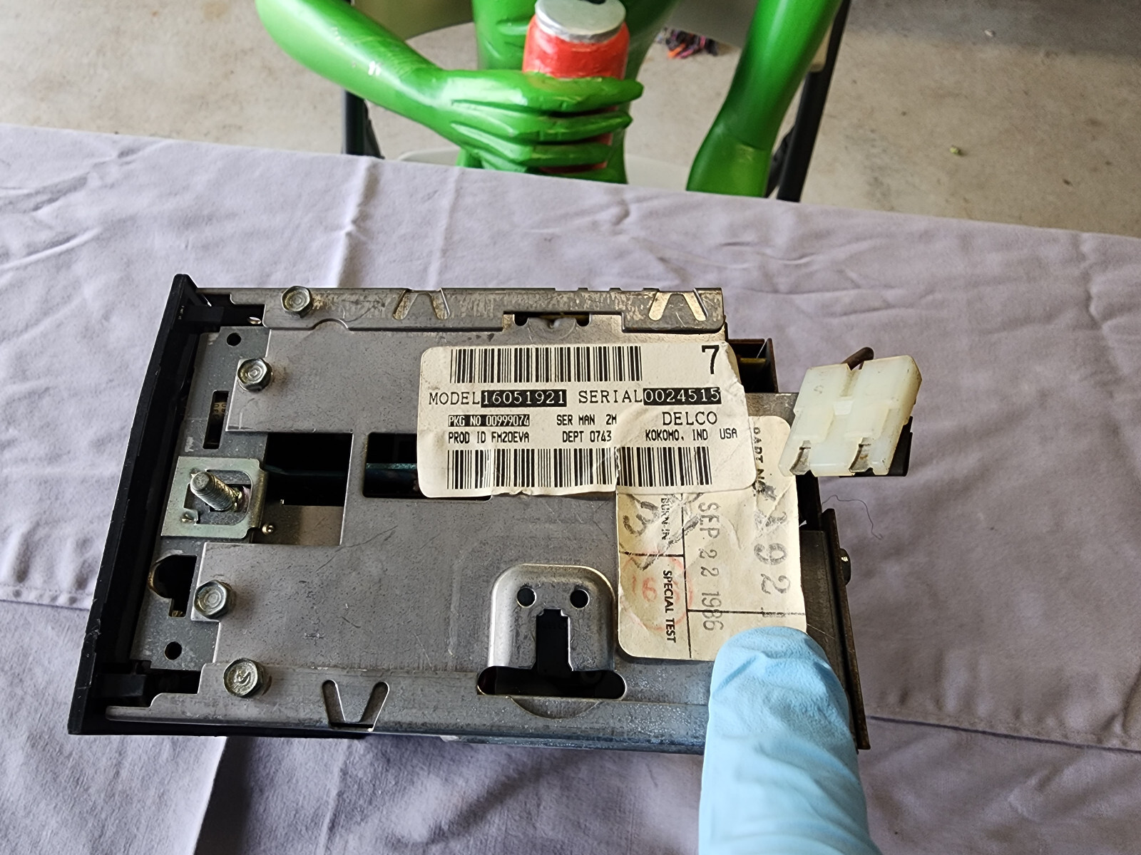 84 85 86 87 88 Chevrolet Camaro IROC Z28 Delco GM AM FM Cassette EQ