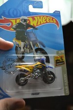 ~ HW450F MOTO BAJA BLAZER HOT WHEELS ~ (GHB89) 2019 8/10 NOC SPEDIZIONE COMBINATA
