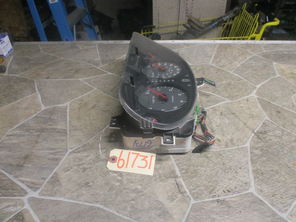 2001-2002 SUBARU LEGACY Velocímetro CLUSTER GAUGE TACÓMETRO BISEL MONTAJE OEM Foto 3 de 4