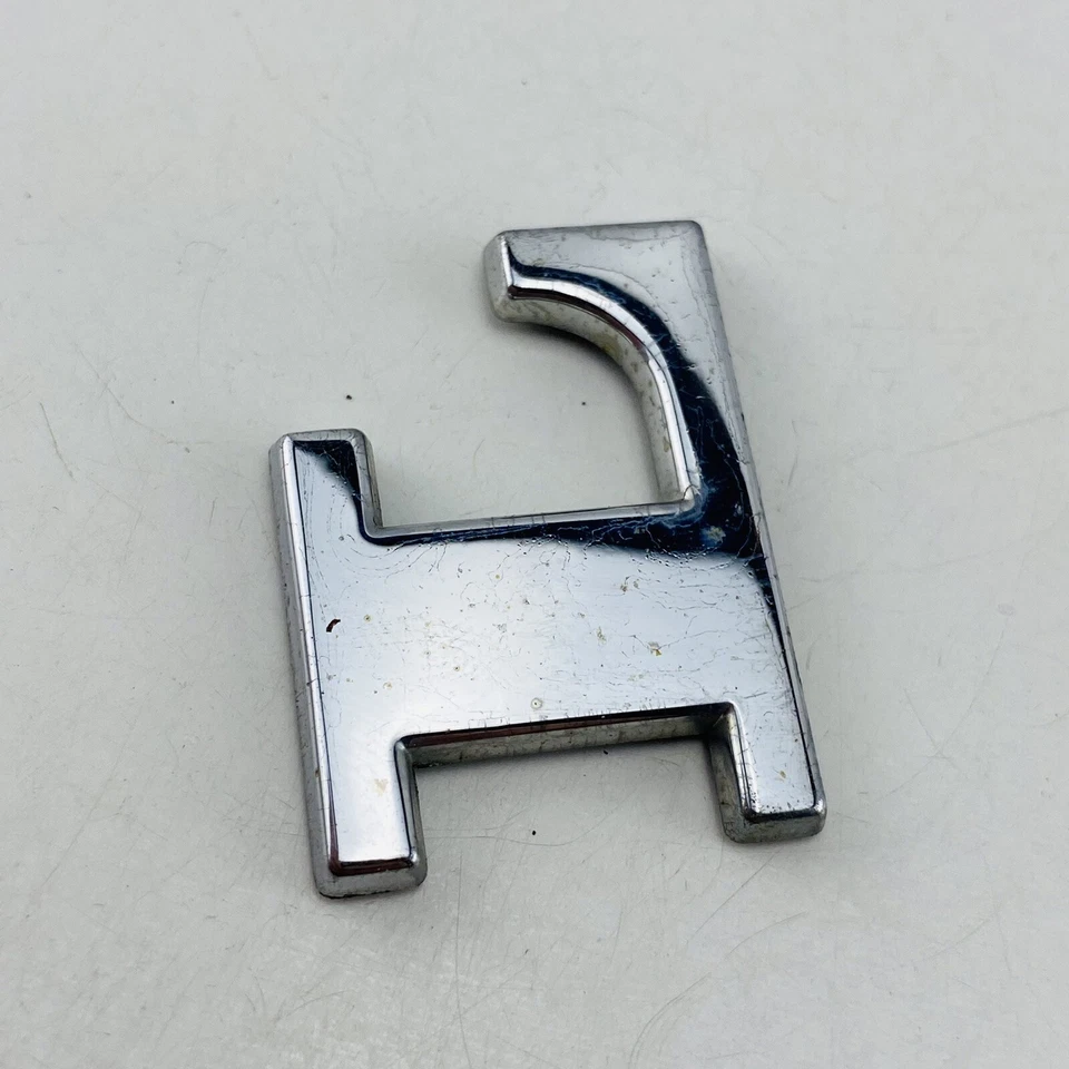 1997-2000 Volvo S70 Emblem Logo Letter Symbol Badge Trunk Rear Chrome OEM E57L - Image 4 of 4