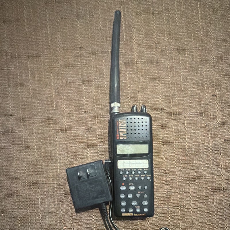 Uniden Bearcat SC150 Handheld Scanner 12-Band Analog 300CH VHF/UHF w/ Antenna