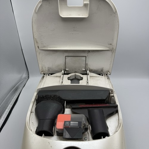 Miele S444i White Pearl Vacuum Cleaner Cylinder Bagged 1500W Tested & Working - Picture 6 of 14