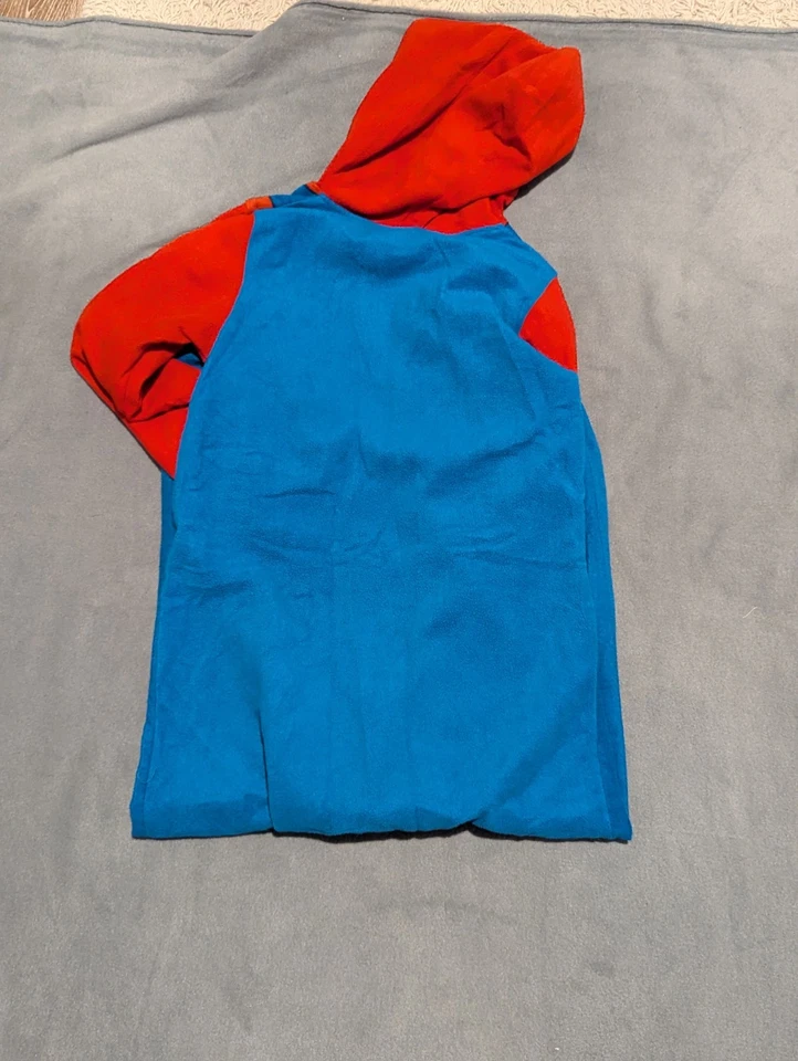 Lote de 3 camisetas de Navidad de Spiderman y Mario para niños talla 10-12 y Spiderman Foto 3 de 4