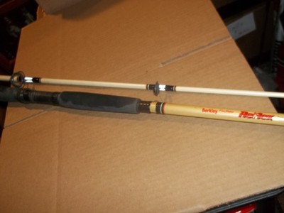 Berkley Pro Select Reflex Fishing Rod 8'0'' 2 Piece Medium-Heavy Action  10-25Lb