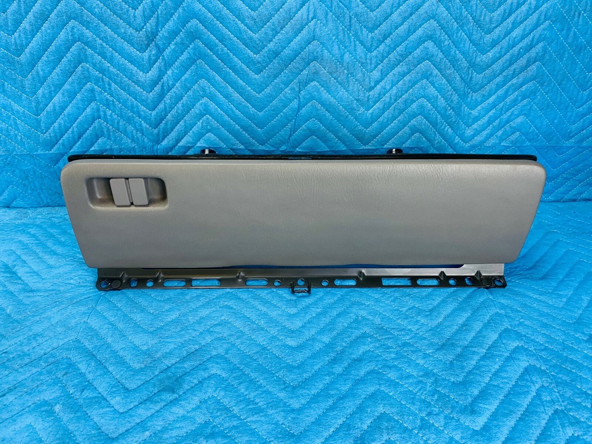 Lexus LS400 Upper Glove Box w/ CD Changer Housing 1998-2000 Brown