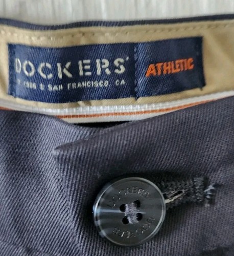 Pantalones Dockers Para Hombre Talla 34x34 Calce Atlético Flexibles Comodidad Informal/Semi Formales Marino - Imagen 3 de 8