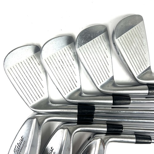 Titleist Forged 660 Irons / 3-9 Iron / Dynamic Gold S300 Stiff Flex - Picture 7 of 10