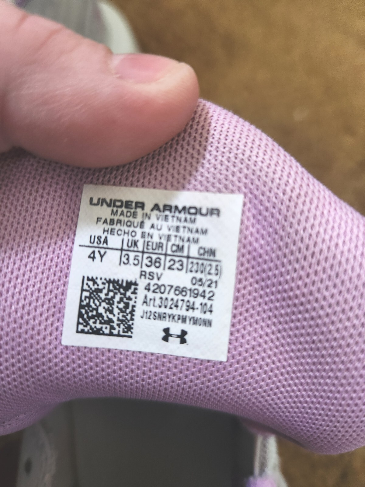 Used Under Armour Girls Basketball Shoes 4Y Pink And White