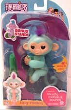 Fingerlings Teal Baby Monkey Zoe Friendship At Your Fingertips Bonus Stand NIB