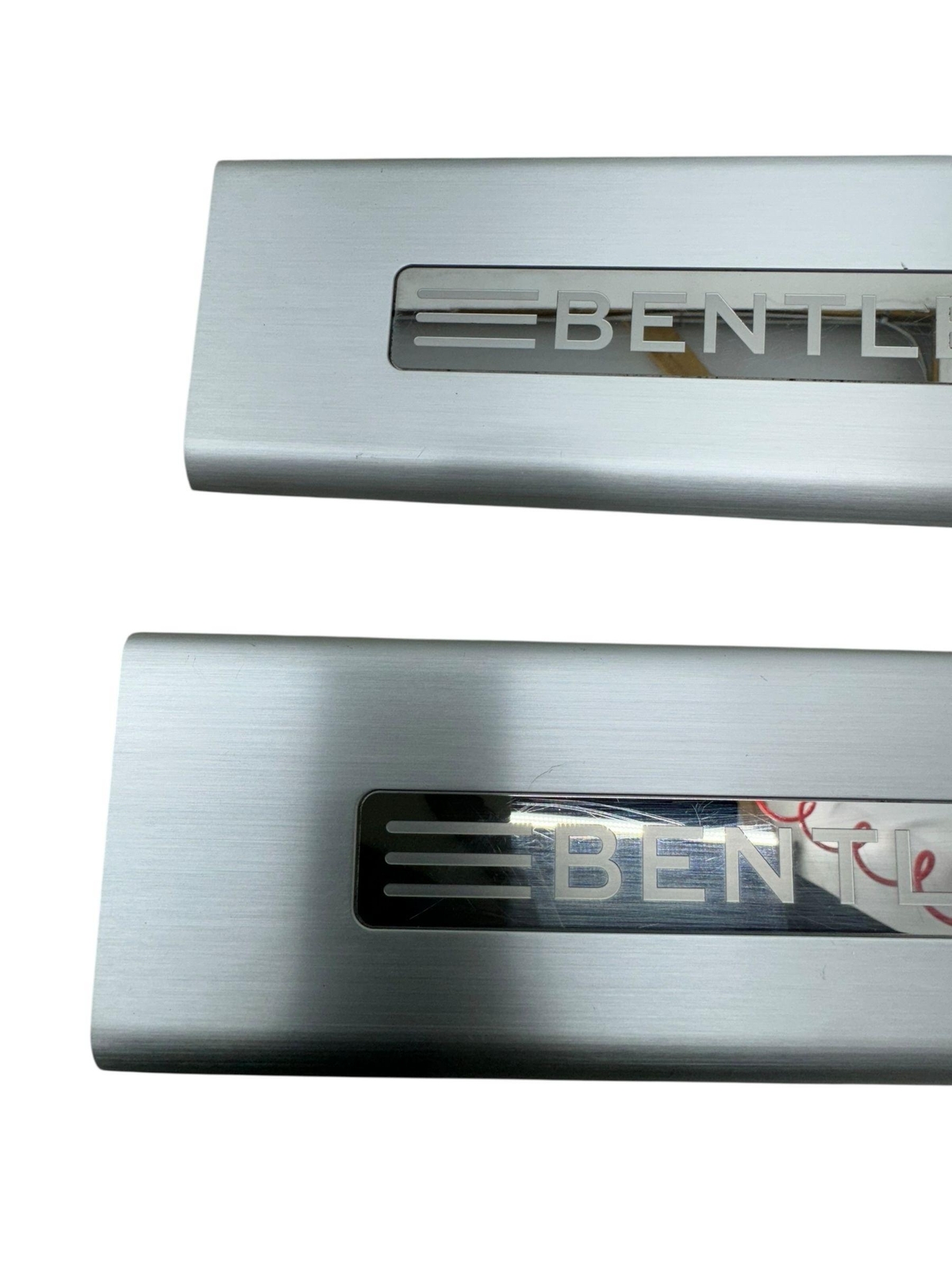 2016-2020 BENTLEY BENTAYGA FRONT REAR LEFT &RIGHT SILL SCUFF PLATE SET 4 *SCUFF*