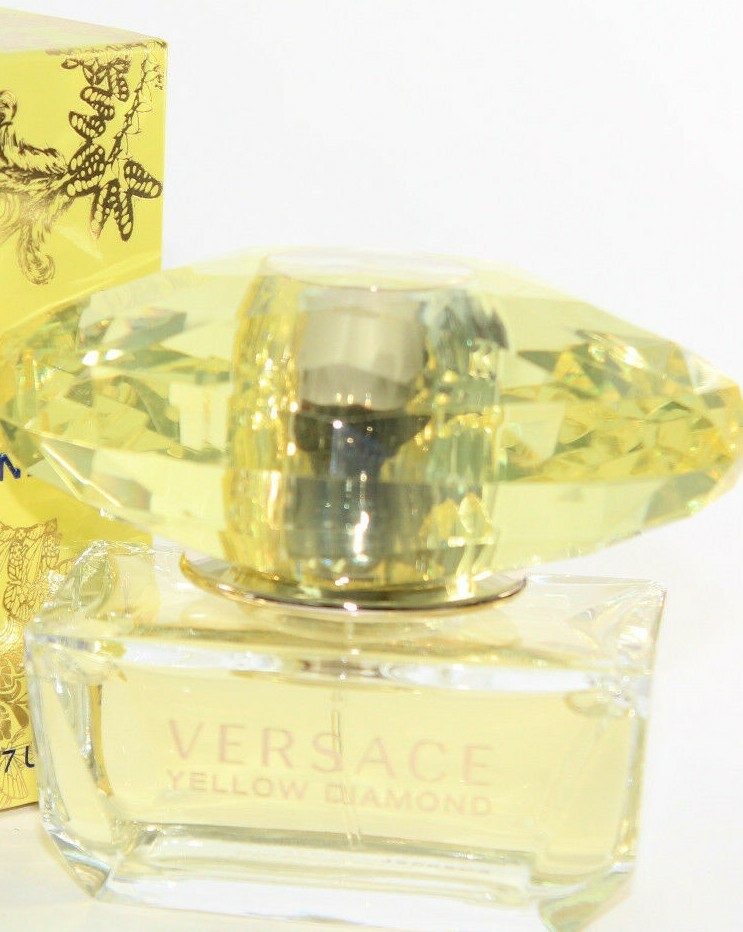 VERSACE YELLOW DIAMOND  1.7/1.6 OZ EDT SPARY FOR WOMEN NEW Same As Picture