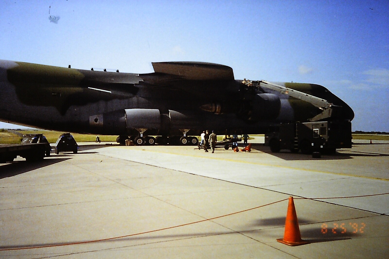 1992 United State Air Force C-5 Military Vintage 4x6 Photo Reprint Soldiers