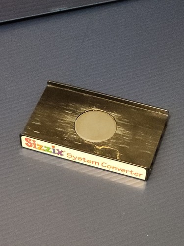 Sizzix System Converter Magnetic Spacer Adapter - 38-9000 - Picture 1 of 3