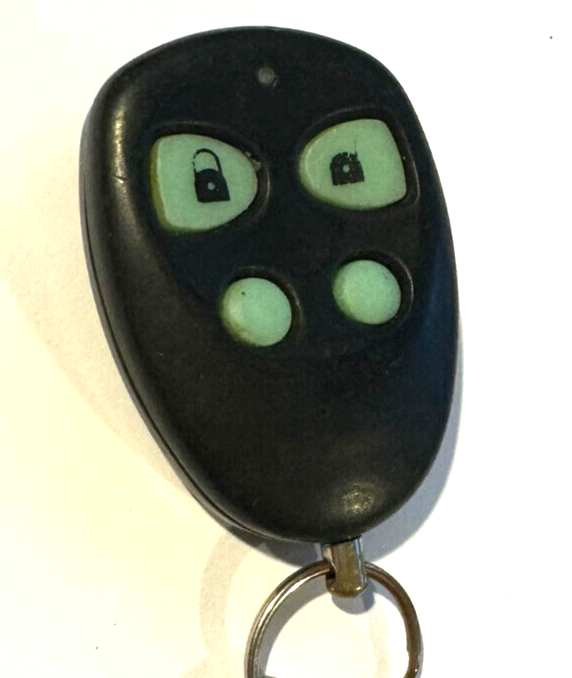 Deepl　リモコン付属 Keyless entry remote Avital EZSDEI476 820041 replacement