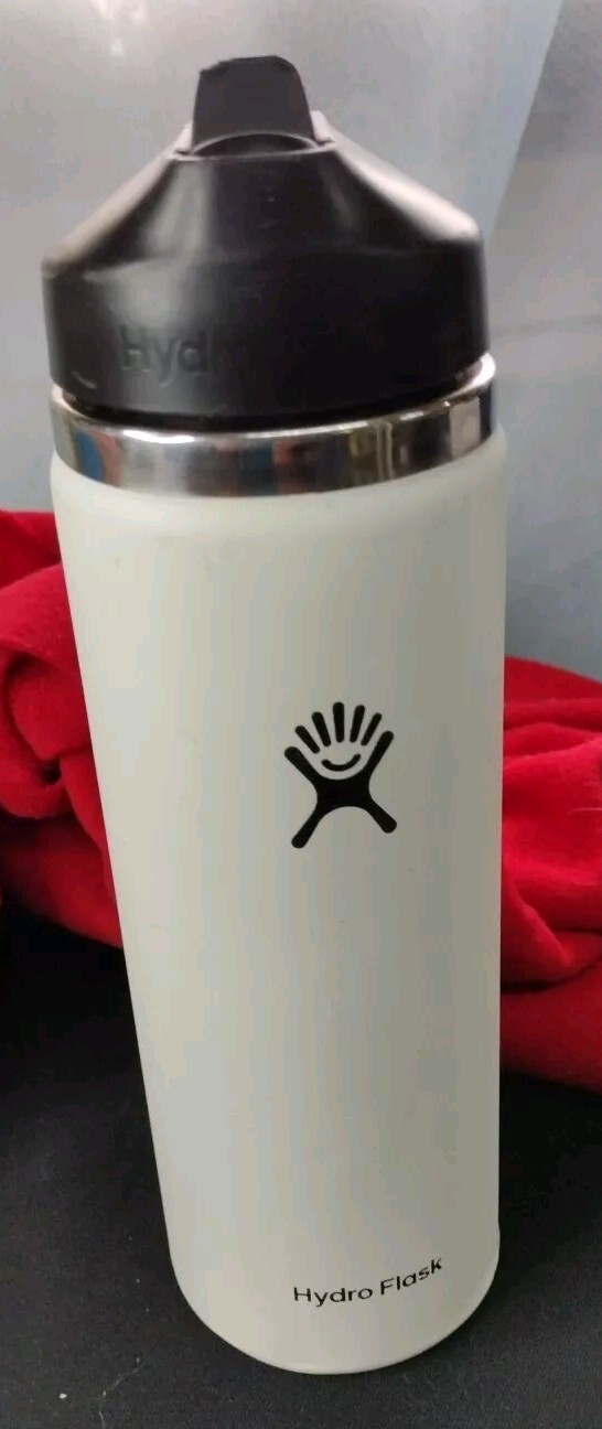 Standard Mouth W/ Straw Lid 20oz  White Color   Oc150