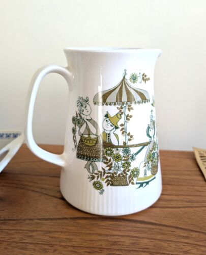 Vintage Turi Design FF Figgjo Flint One Quart Market Pitcher Green Scandinavian - Picture 2 of 4
