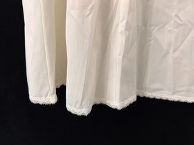JC Penney vintage half slip size L lace trim 24" long elastic nylon antron