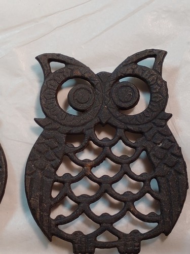 Vintage Metal Small Owl Trivets Set of Two MCM - Imagen 4 de 10