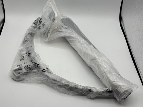 NEUF LG MAZ652233 Argent avec Housse Vesa Blanc Support Réglable pour LG 32UN500-W - Photo 2/3